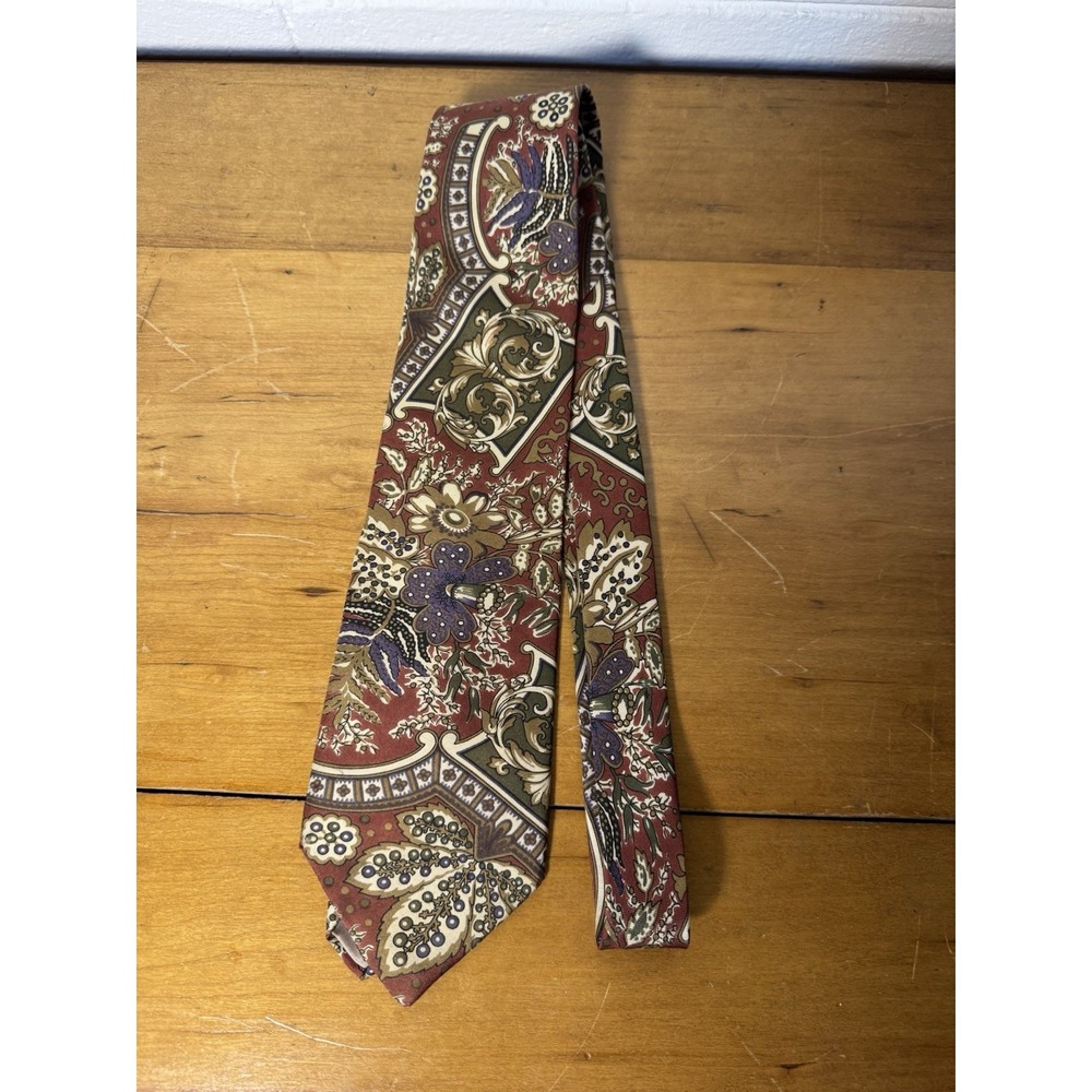 Christian Dior Monsieur Paisley Necktie Burgundy Navy Silk Luxury